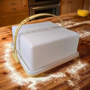 Tupperware Harvest Gold Sheet Cake Carrier 1241 1242 Square 624 Handle Vintage